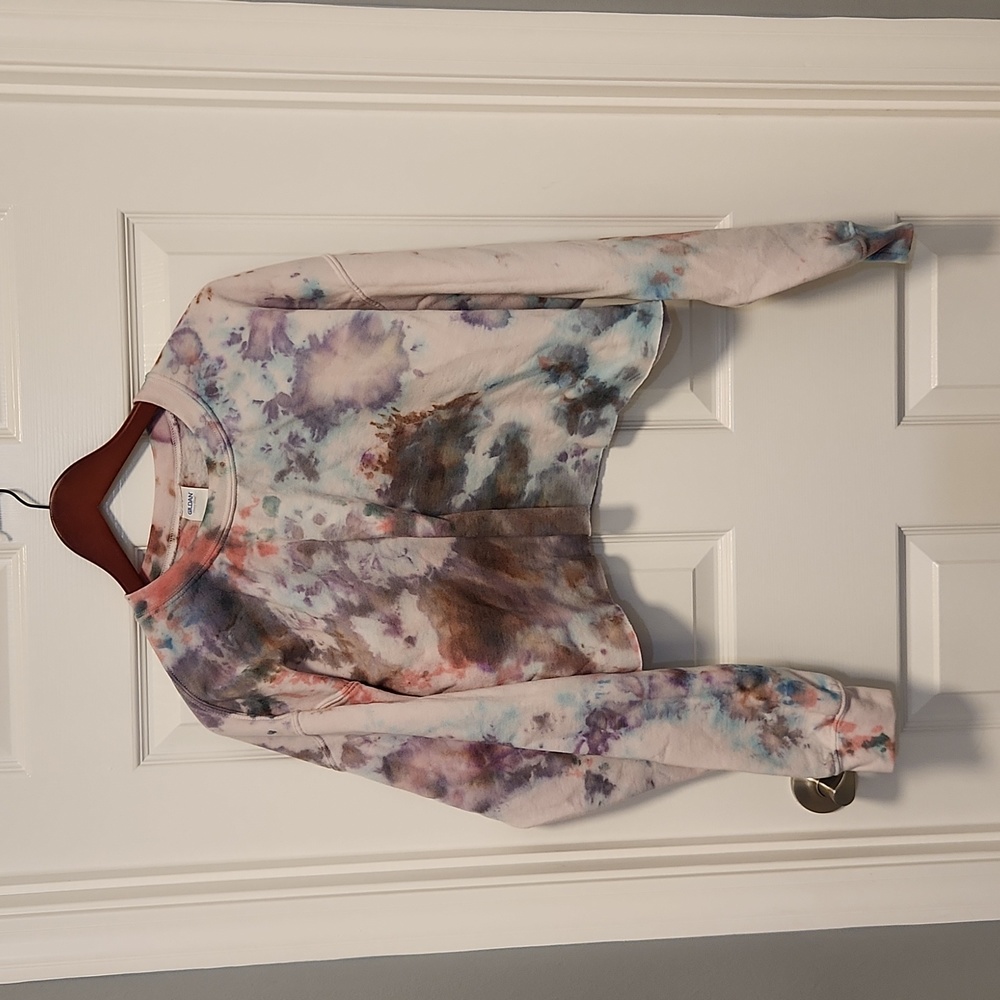 Custom tie dye, cropped sweatshirt, XL